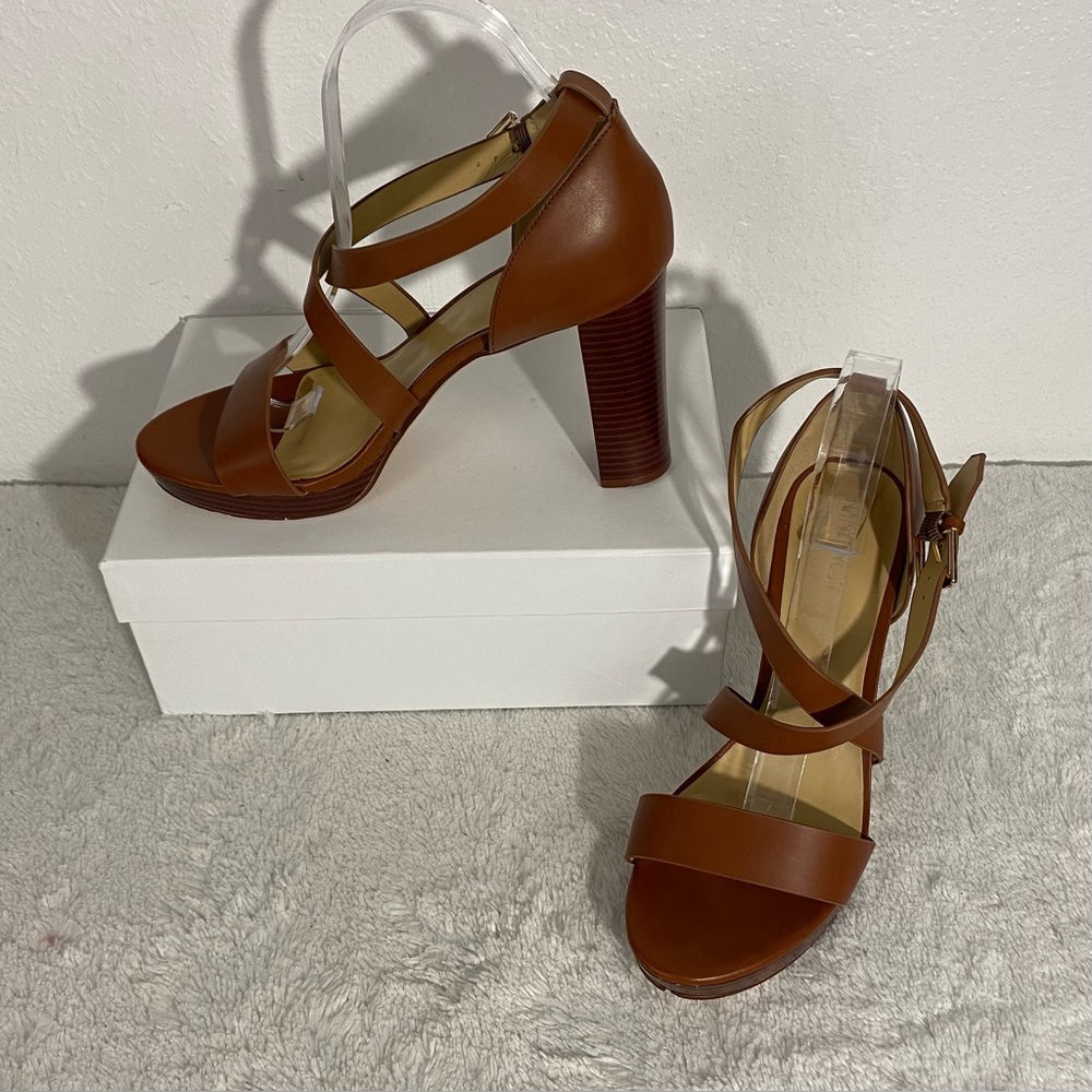 Nine West Deanne Brown Strappy Platform Sandals Women’s Size 9.5M Peep Toe